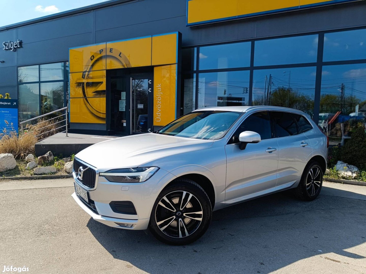 Volvo XC60 2.0 [D4] Momentum Pro Geartronic 1 É...